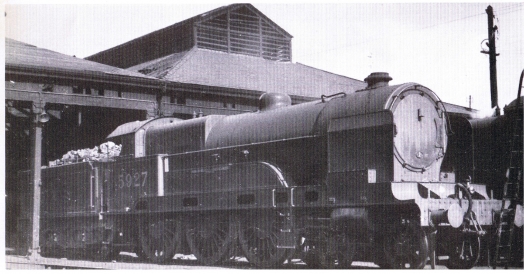 Locomotive 5927